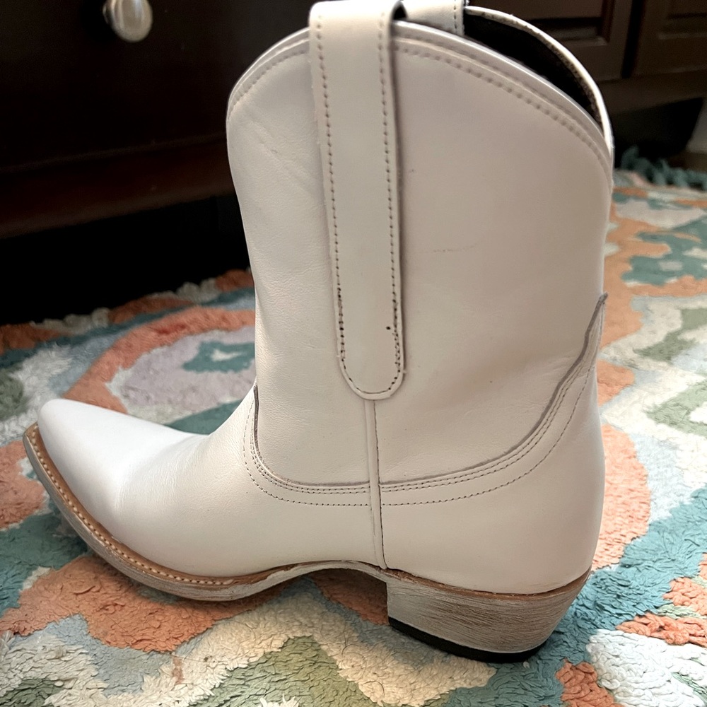 Lane cowgirl boots - Sz 8 white - worn ONCE - Picture 7 of 8